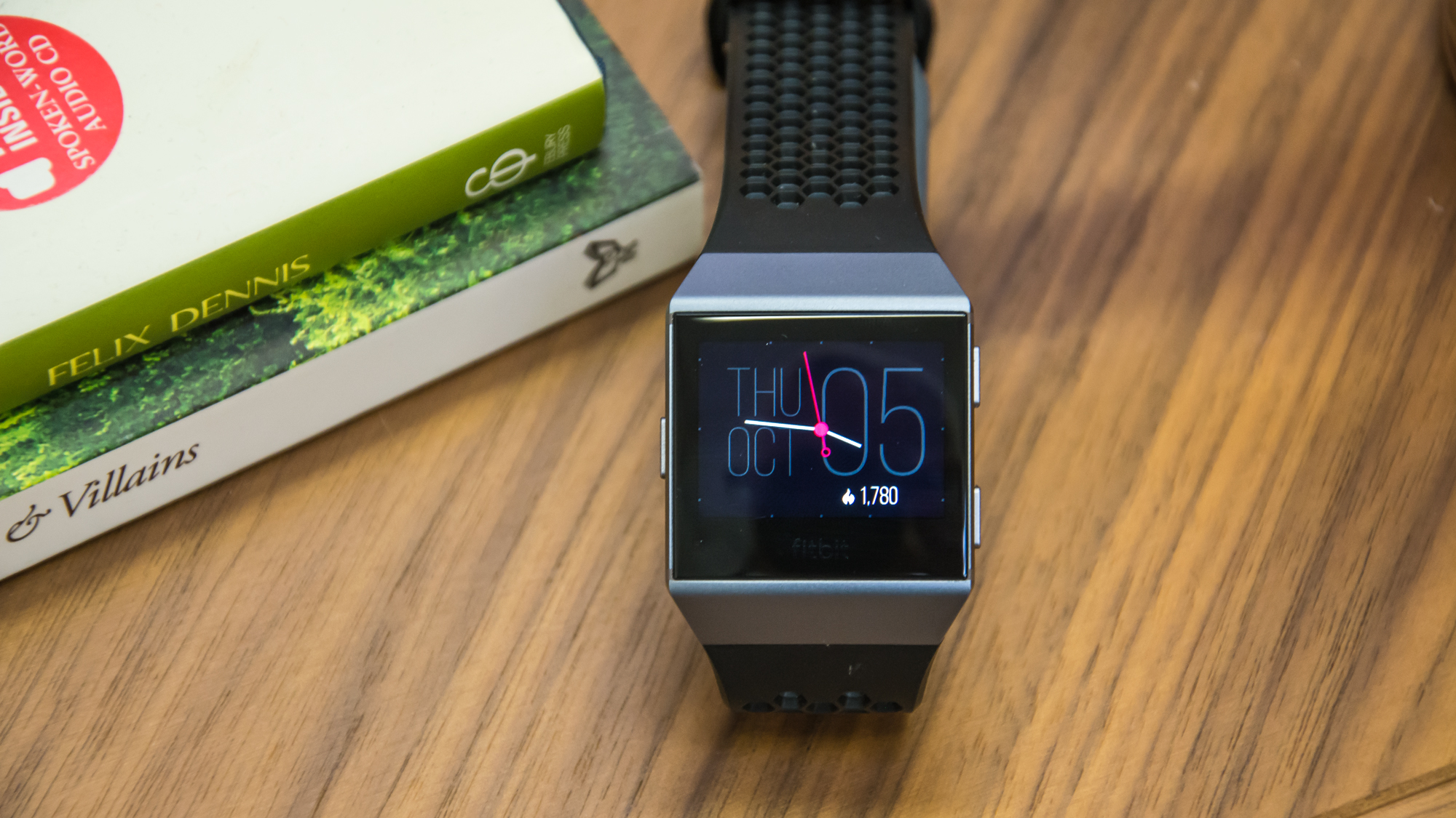 fitbit ionic 2 review