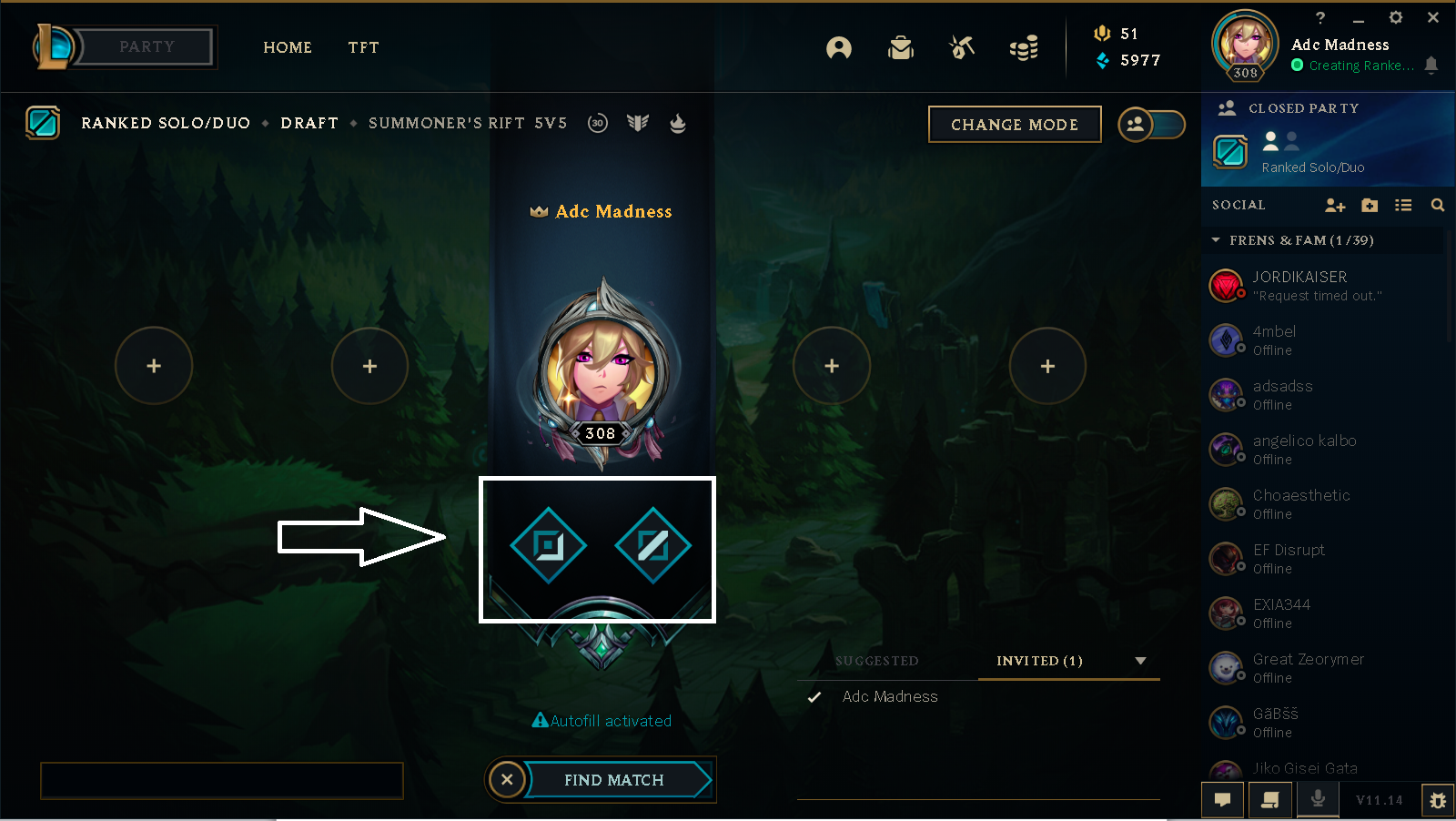 How to spectate high elo players in the League of Legends client